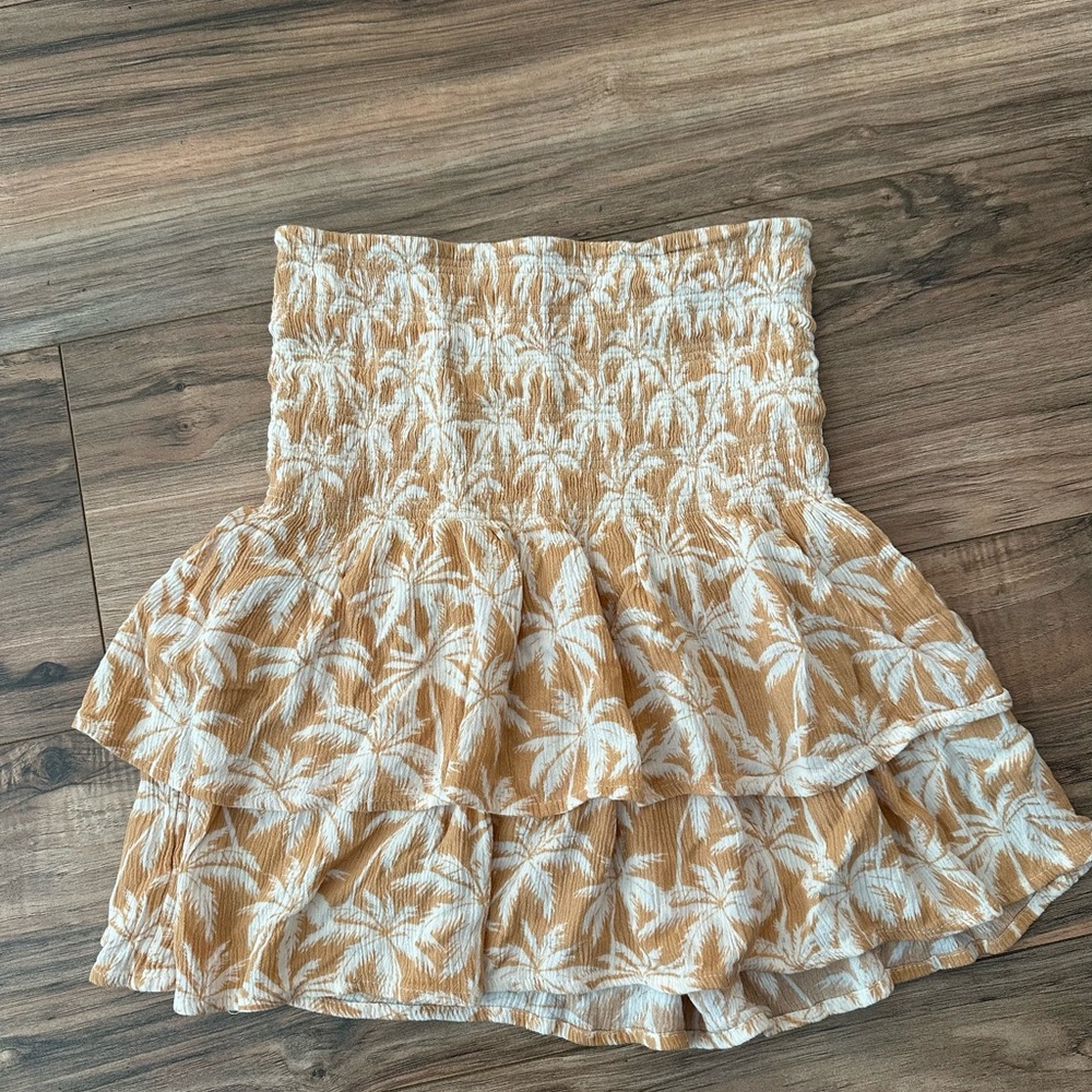 Rip Curl Beige and White Textured Top